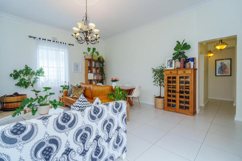 3 Bedroom Property for Sale in Harfield Village Western Cape